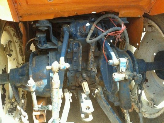 ขายรถไถ KUBOTA L1-28   2เพลา 28 แรง พร้อมดันหน้า เครื่องไดเร็ก 4สูบ พวงมาลัยพาวเวอร์