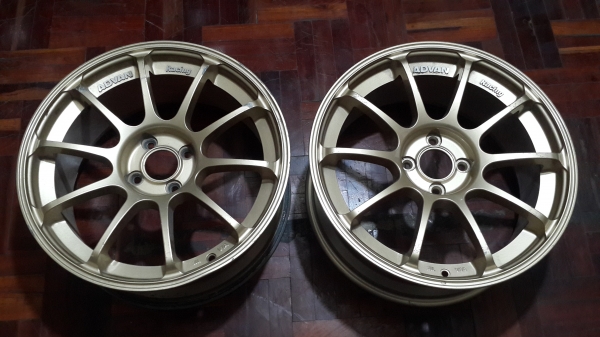 Advan Rz ขอบ 17 4รู100 ***มีคู่เดียว***
