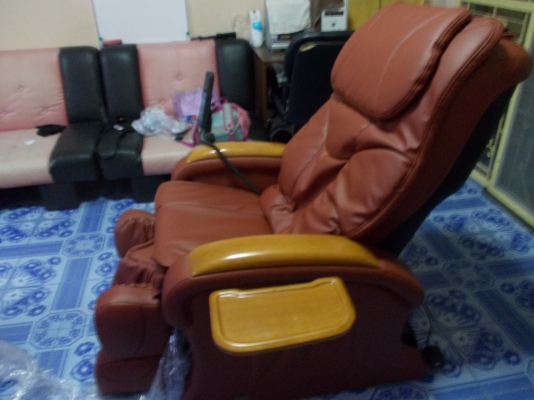 เก้าอี้นวดไฟฟ้าสำหรับคนรักสุขภาพ