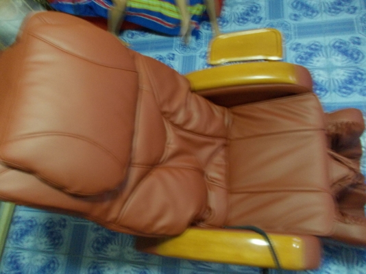 เก้าอี้นวดไฟฟ้าสำหรับคนรักสุขภาพ