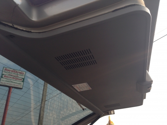 JEEP cherokee Limited    ปี 96   มีภาพวีดีโอ ใครหารุ่นนี้อยู่รับรองว่าคุ้มมาก พร้อมลุย  เกียร์อัตโนมัติ แอร์ ล้อแมกซ์ CD USB  ABS AIRBAG  พ.พาวเวอร์ ก.ไฟฟ้าซ. ล็อก กระจกมองข้างปรับไฟฟ้า  ภายในตกแต่งลายไม้  เบาะหนังปรับไฟฟ้า ติดแก๊ส LPG ใช้ได้ 2 ระบบ นิ่งท