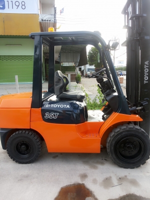 TOYOTA 7FD35J ขนาด3.5ตัน รุ่นยอดฮิต เสาสูง4เมตร เกียร์ออร์โต้ เครื่องดีเซล4สูบ ราคาต่อรองได้0816161541