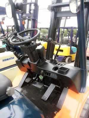 TOYOTA 7FD35J ขนาด3.5ตัน รุ่นยอดฮิต เสาสูง4เมตร เกียร์ออร์โต้ เครื่องดีเซล4สูบ ราคาต่อรองได้0816161541