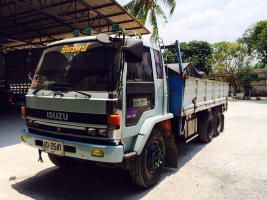 ขาย อิซูซุ 10สิบล้อ ดั้ม Rocky195 จดปี39 กะบะบรรทุก