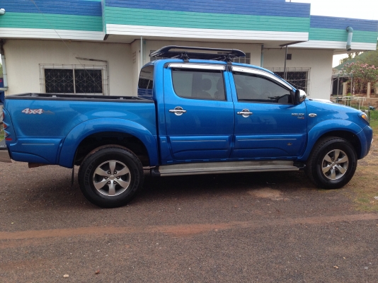 -ขายVIGO4X4 2500  เดิมทั้งคันเหมือนรถป้ายแดง