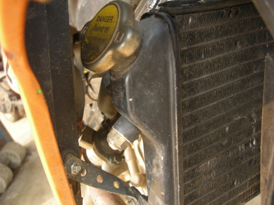 โชนิค 125 มีเล่มทะเบียนครับ โชค์ใหญ่