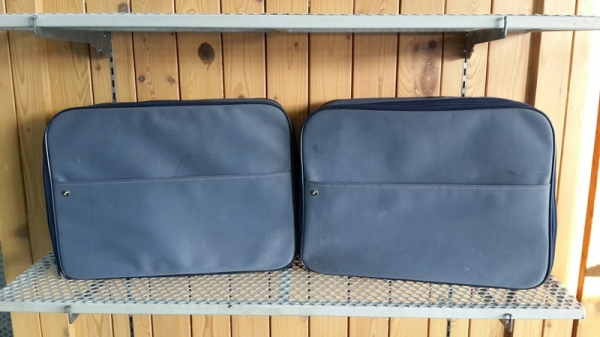 ขายกระเป๋าข้าง BMW