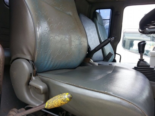 รถฮีโน่ 10 ล้อดั้ม 270 แรงม้า ปี 49.  สนใจติดต่อ  081 - 6079515