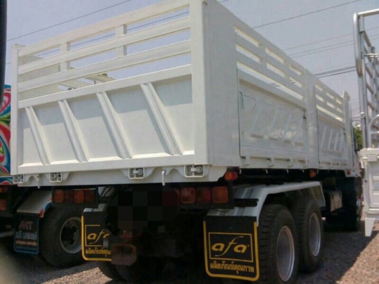 รถฮีโน่ 10 ล้อดั้ม 270 แรงม้า ปี 49.  สนใจติดต่อ  081 - 6079515