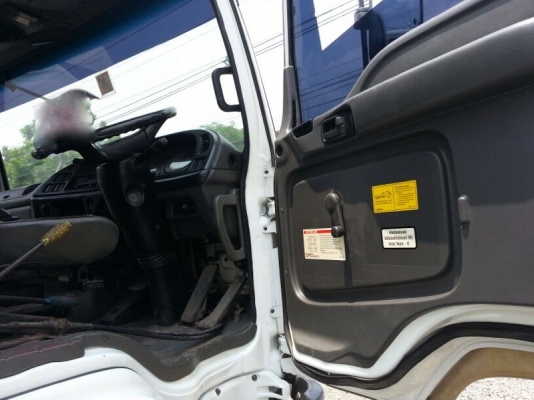 รถฮีโน่ 10 ล้อดั้ม 270 แรงม้า ปี 49.  สนใจติดต่อ  081 - 6079515