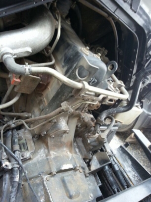 รถฮีโน่ 10 ล้อดั้ม 270 แรงม้า ปี 49.  สนใจติดต่อ  081 - 6079515