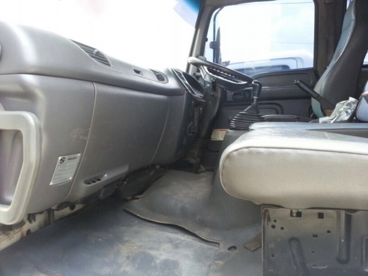 รถฮีโน่ 10 ล้อดั้ม 270 แรงม้า ปี 49.  สนใจติดต่อ  081 - 6079515