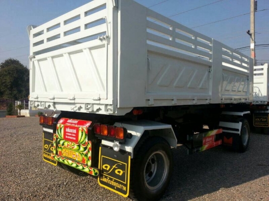 ขาย หางพ่วง  สามมิต  2  เพลา.  ปี 49  สนใจติดต่อ 081 - 6079515