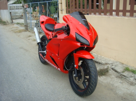 ขาย Honda Cbr 400 inv ราคา 42000 ต่อรองได้คับ