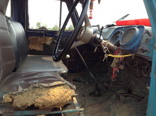 ขาย 6 ล้อหัวยาวดั้ม ไม่มีเล่มทะเบียน คัสซีสวยจัดตลอดเส้นไม่มีบวม เครื่อง DA120 125 แรงม้า ช่วงล่างเดิม รถใช้งานอยู่ทุกวัน สนใจอยากได้ไปใช้งานต่อรองราคาได้ครับ