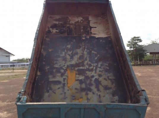 ขาย 6 ล้อหัวยาวดั้ม ไม่มีเล่มทะเบียน คัสซีสวยจัดตลอดเส้นไม่มีบวม เครื่อง DA120 125 แรงม้า ช่วงล่างเดิม รถใช้งานอยู่ทุกวัน สนใจอยากได้ไปใช้งานต่อรองราคาได้ครับ