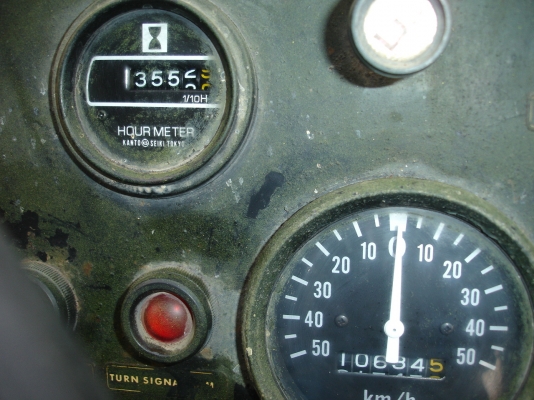 ขายรถตัก Komatsu 510 ; รถเก่าญี่ปุ่น 100\%; กรองเดี่ยว สภาพสวยพร้อมใช้งานได้ทันที สนใจติดต่อ 081-9485494