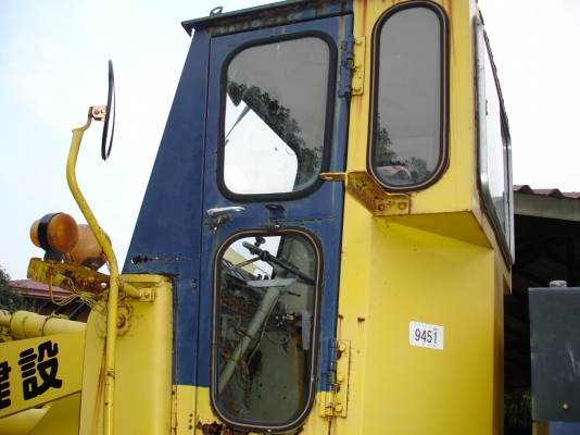 ขายรถตัก Komatsu 510 ; รถเก่าญี่ปุ่น 100\%; กรองเดี่ยว สภาพสวยพร้อมใช้งานได้ทันที สนใจติดต่อ 081-9485494
