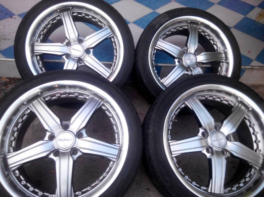 ขายแม็ก18/5/114ออฟ45กว้างพร้อมยาง225-40-18ปี10