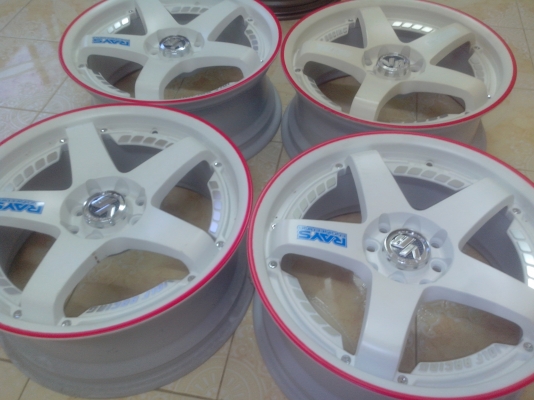 volk racing17/4/100/114et42กว้าง7"สินค้าตัวโชว มีสีซีดวง1 สวยครับ volk racing17/4/100/114et42กว้าง7"สินค้าตัวโชว มีสีซีดวง1 สวยครับ