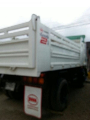 รถอีซูซุ 6 ล้อดั้ม 240 แรงม้า. ปี 52 ( รถวิ่ง 2x,xxx กม. ) สนใจติดต่อ 081 - 6079515 รถอีซูซุ 6 ล้อดั้ม 240 แรงม้า. ปี 52 ( รถวิ่ง 2x,xxx กม. ) สนใจติดต่อ 081 - 6079515