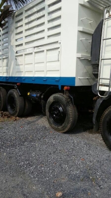 รถฮีโน่ 12 ล้อดั้ม  260 แรงม้า. ปี 47  สนใจติดต่อ 081 - 6079515