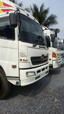 รถฮีโน่ 12 ล้อดั้ม  260 แรงม้า. ปี 47  สนใจติดต่อ 081 - 6079515