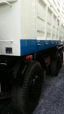 รถฮีโน่ 12 ล้อดั้ม  260 แรงม้า. ปี 47  สนใจติดต่อ 081 - 6079515