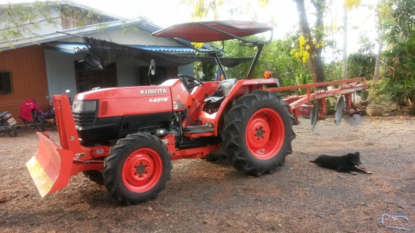 จัดไปกับชุดสุดคุ้ม คูโบต้า L4508 แถมอุปกรณ์ตราช้าง 3 ชิ้น มีใบดันหน้า+ผานบุกเบิก+ผานพรวน  พิเศษจัดไป 300,00- พร้อมส่งฟรีให้กันไปเลยครับ