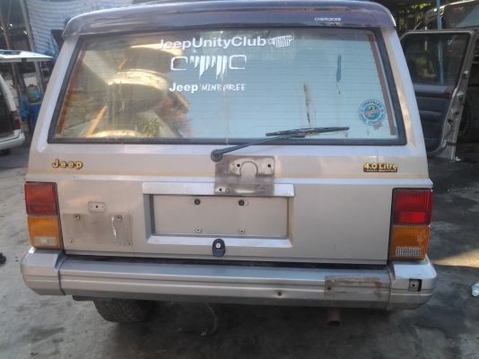 ขายเครื่องรถจิ๊ฟ 4000 ซีซี รถอุบัติเหตุเครื่องดี เกียร์ฟังพร้อมกล่องและสายไฟ เอาไว้เป็นอะไหล่ครับ อยากได้อะไหล่ส่วนไหนสอบถามเพิ่มเติมได้ครับ ขาย 15000 บาทครับ