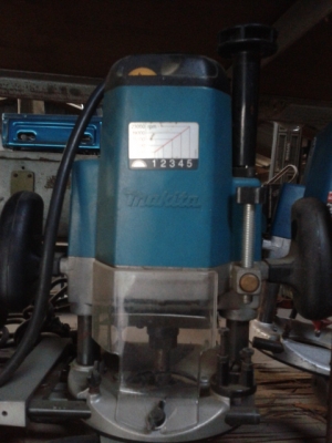 ขายราวเตอร์ MAKITA 3612C สภาพดี ของแท้ครับ
