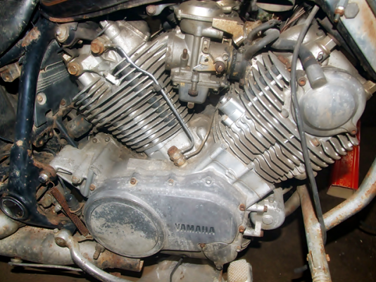 ขาย Yamaha XV750 ล้อแม็ก 29,000 บาท ขาย Yamaha XV750 ล้อแม็ก 29,000 บาท