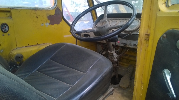 10ล้อNISSAN เครน 20ตันTADANO 4ปลอก3ชักและชิปต่อ  เล่มทะเบียนพร้อม