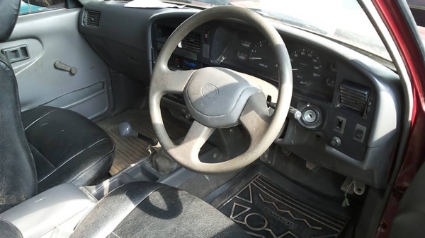 ***ขายแล้วครับขอบคุณ Truck2hand ขายกระบะแค็ป ไมตี้ 2.5 โป่งหลังแท้ปี39/96 เครื่องเดิมเกียร์ แน่นดี แรง ช่วงล่างคัสซีดีไม่ปะไม่ดาม พื้นปูกระบะ ภายในเก๋งสวยคอนโซลครบ แอร์ พ.ธรรมดา ล้อแม็ก ยางดี4เส้น รถเคลียร์สี สีสันสวย พร้อมใช้งาน เอกสารครบ ราคาต่อรองได้เด