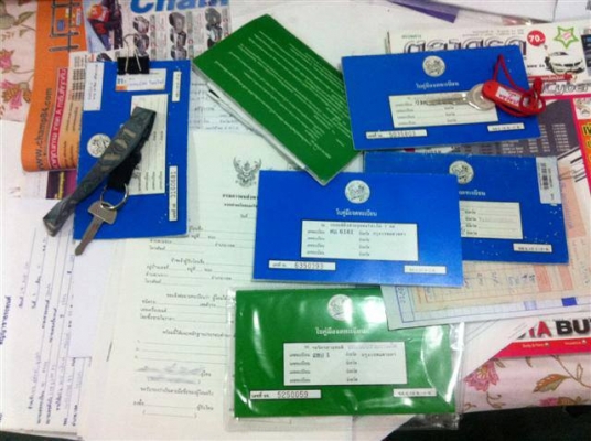 รับชื้อรถยนตร์ ทุกชนิด เงินสด ดุรถถึงที่ มีค่าแนะนำ โทร 085-6767-673 คิน