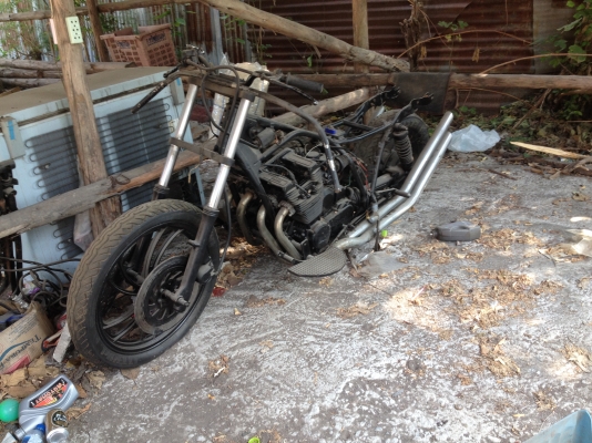 ลดกระหน่ำครับ มาเป็นคู่ XJ650 กับ GL400 = 2 คัน ครับขายถูกๆ