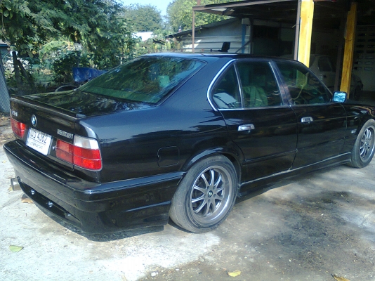 มาอีกแล้วครับ E34 สีดำ สายครับ เครื่อง ช่วงล่างแน่น ภายในลวย