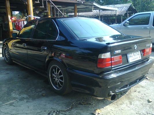 มาอีกแล้วครับ E34 สีดำ สายครับ เครื่อง ช่วงล่างแน่น ภายในลวย