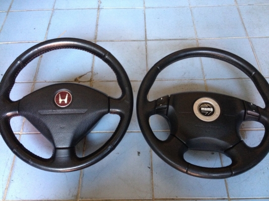 วง MOMOกับวง HONDAด้ายเเดงเก่าญี่ปุ่นสภาพสวยวงละ