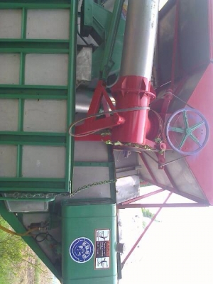 ขายรถเกี่ยวข้าวศิริเจริญ