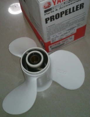 ใบพัดเครื่องเรือ Yamaha 30แรง  9 7/8x14-F