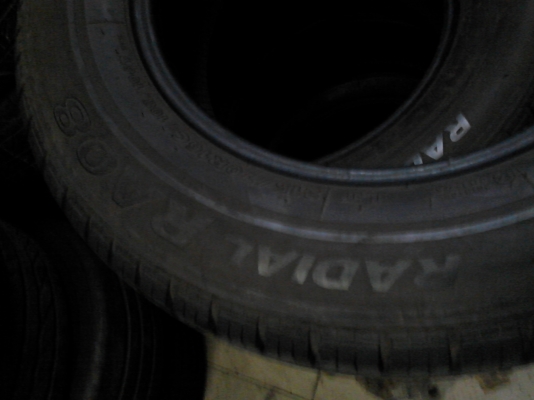 215/70R16 HANKOOK RADIAL RA08  มีชุด 4 เส้น  TEL.081-427-3941