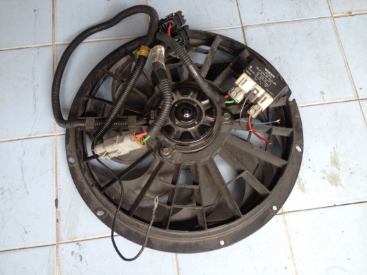 พัดลม VOLVO พร้อมรีเลของเก่าญี่ปุ่นสภาพดี