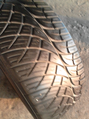 265/50R20 NITTO NT420S   มีชุด 4 เส้น  ติดต่อ TEL.081-427-3941