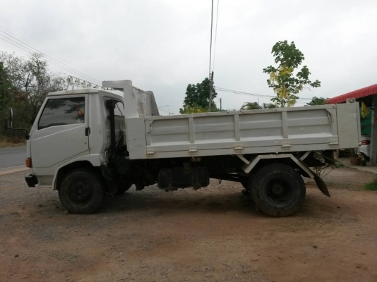 **500,000 บ.ต่อรอง**ขาย6ล้อดั๊มสวยๆ HINO FB112 117HP WO4D เครื่องแน่น ไม่มีเยิ้ม ช่วงล่างใหญ่Fหน้า-หลัง คัสซีสวยเดิมไม่มีผุไม่มีดาม กระบะดั๊มเหล็ก5ตันยิงหลัง สภาพดี พ้นดีข้างดีไม่มีผุ หัวสวยบาง ภายในสวยคอนโซลครบ แอร์เย็น ยางดี6เส้น พร้อมใช้ พร้อมลุยงาน เอ