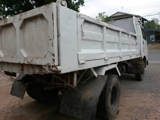 **500,000 บ.ต่อรอง**ขาย6ล้อดั๊มสวยๆ HINO FB112 117HP WO4D เครื่องแน่น ไม่มีเยิ้ม ช่วงล่างใหญ่Fหน้า-หลัง คัสซีสวยเดิมไม่มีผุไม่มีดาม กระบะดั๊มเหล็ก5ตันยิงหลัง สภาพดี พ้นดีข้างดีไม่มีผุ หัวสวยบาง ภายในสวยคอนโซลครบ แอร์เย็น ยางดี6เส้น พร้อมใช้ พร้อมลุยงาน เอ