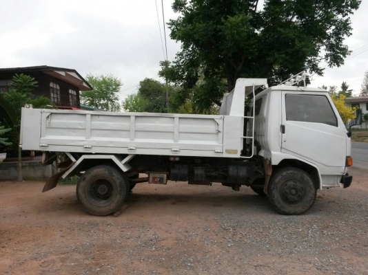 **500,000 บ.ต่อรอง**ขาย6ล้อดั๊มสวยๆ HINO FB112 117HP WO4D เครื่องแน่น ไม่มีเยิ้ม ช่วงล่างใหญ่Fหน้า-หลัง คัสซีสวยเดิมไม่มีผุไม่มีดาม กระบะดั๊มเหล็ก5ตันยิงหลัง สภาพดี พ้นดีข้างดีไม่มีผุ หัวสวยบาง ภายในสวยคอนโซลครบ แอร์เย็น ยางดี6เส้น พร้อมใช้ พร้อมลุยงาน เอ