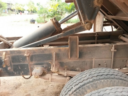 **500,000 บ.ต่อรอง**ขาย6ล้อดั๊มสวยๆ HINO FB112 117HP WO4D เครื่องแน่น ไม่มีเยิ้ม ช่วงล่างใหญ่Fหน้า-หลัง คัสซีสวยเดิมไม่มีผุไม่มีดาม กระบะดั๊มเหล็ก5ตันยิงหลัง สภาพดี พ้นดีข้างดีไม่มีผุ หัวสวยบาง ภายในสวยคอนโซลครบ แอร์เย็น ยางดี6เส้น พร้อมใช้ พร้อมลุยงาน เอ