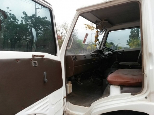 **500,000 บ.ต่อรอง**ขาย6ล้อดั๊มสวยๆ HINO FB112 117HP WO4D เครื่องแน่น ไม่มีเยิ้ม ช่วงล่างใหญ่Fหน้า-หลัง คัสซีสวยเดิมไม่มีผุไม่มีดาม กระบะดั๊มเหล็ก5ตันยิงหลัง สภาพดี พ้นดีข้างดีไม่มีผุ หัวสวยบาง ภายในสวยคอนโซลครบ แอร์เย็น ยางดี6เส้น พร้อมใช้ พร้อมลุยงาน เอ