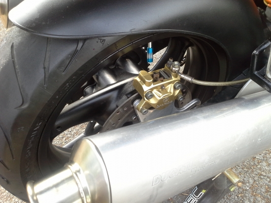 DUCATI MONSTER M400 ปี98 เครื่องดีพร้อมใช้สีแดงสดใส